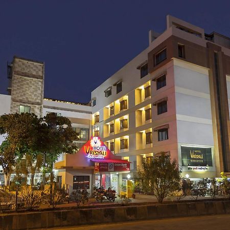 Hotel Vrishali Executive Kolhapur Exteriör bild